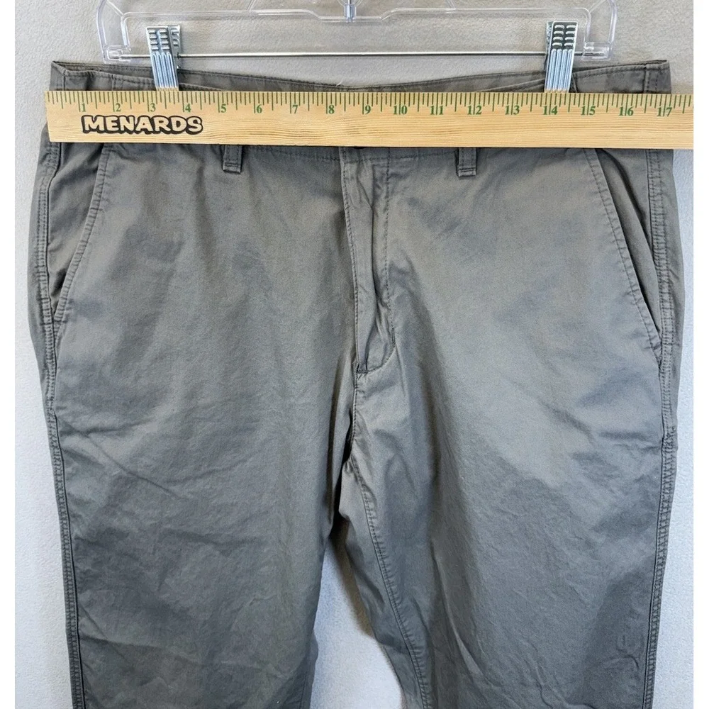 Eddie Bauer Men's Sz 34x30 Gray Hiking Trail Outdoor‎ Lightweight Chino Pants